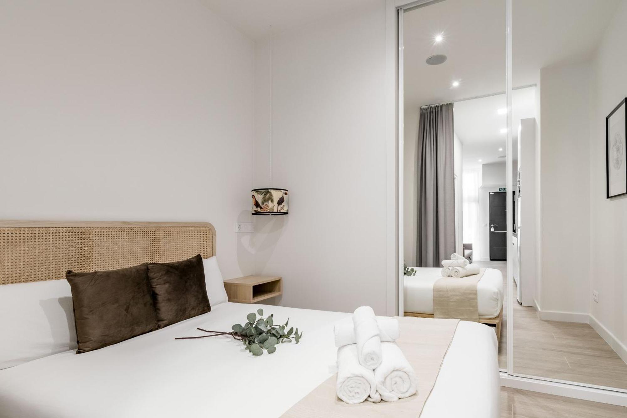Charming Madrid Castilla エクステリア 写真